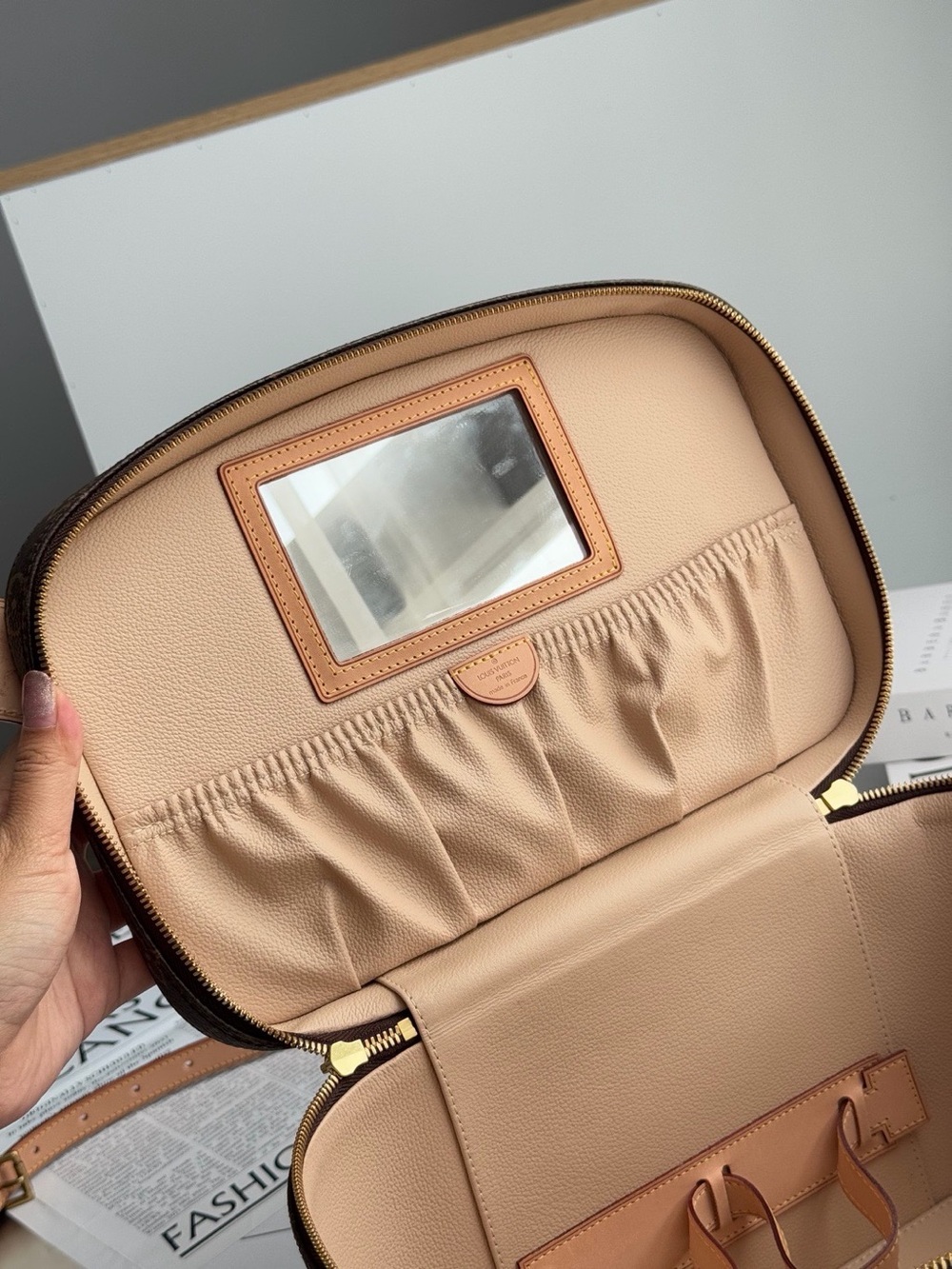 Louis Vuitton Monogram Canvas Nice Vanity - Picture 10 of 11